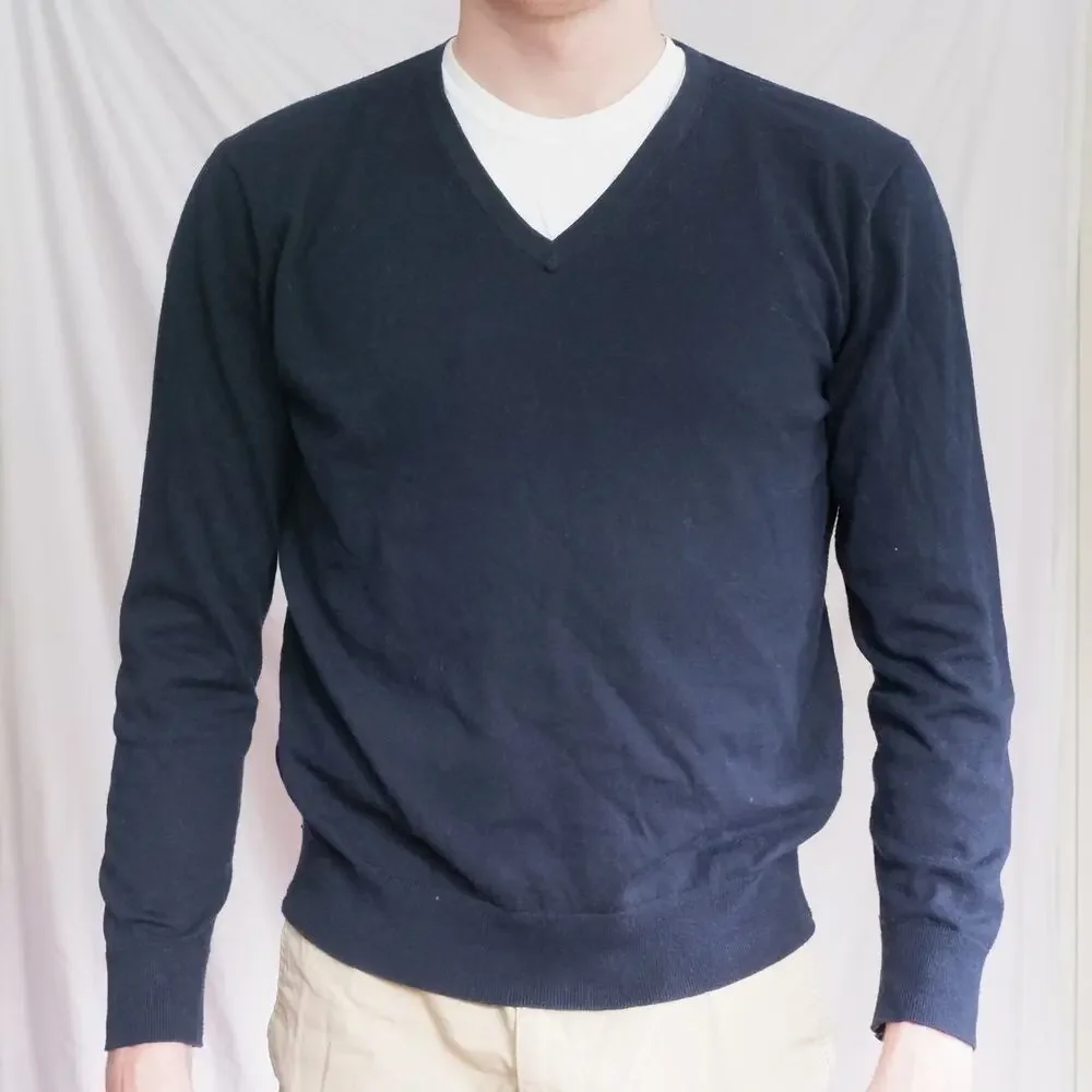 Banana Republic Men's M Navy Blue Eco V-Neck Sweater Preppy Lightweight Knit